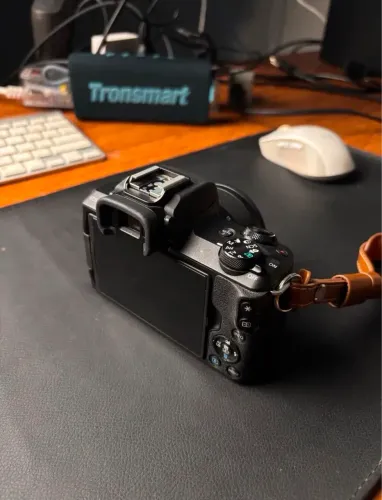 Canon M50 Mark II + lente + bateria extra | Estado de NOVA