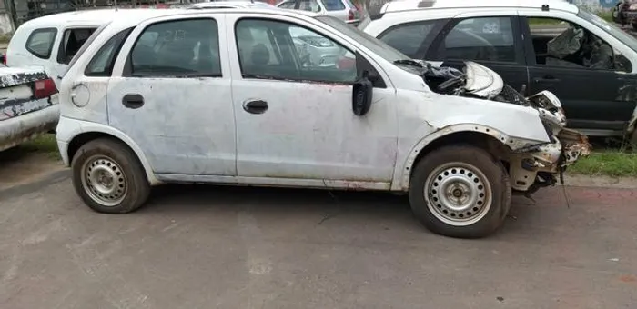 Corsa 2005 sucata
