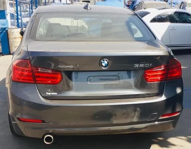SUCATA BMW 320i 2015/2016