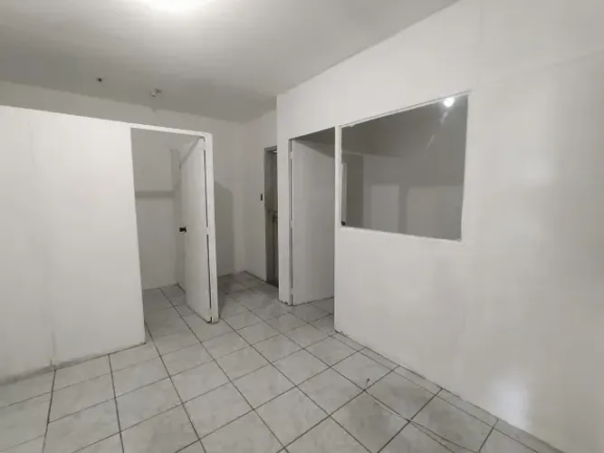 Sala comercial Centro - São Gonçalo- RJ.