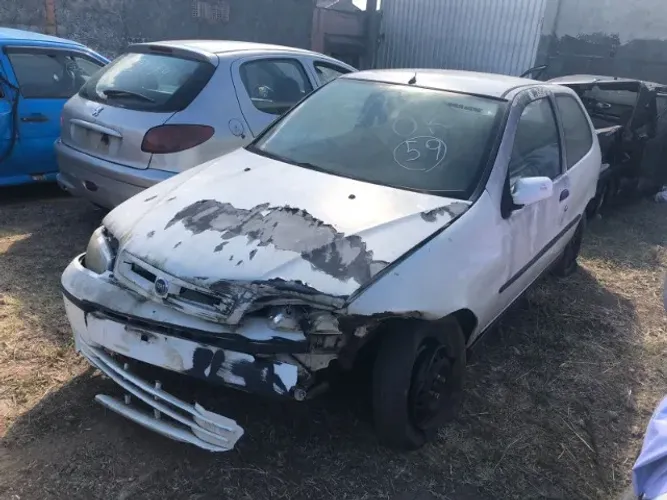 Sucata Fiat Palio Fire 2004 Disponível Para Retirada De Peças