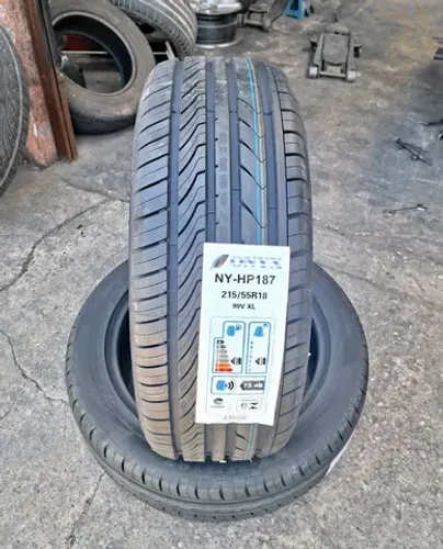 Super Promoção Pneu 215/55-18 99V Onyx Novo