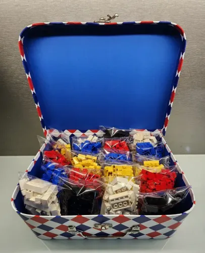 923 peças de Lego original vintage em maleta nova para brincar e colecionar
