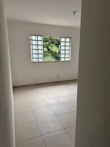 Quitinetes / Sala Comercial, para locação - KM 32. Nova Iguaçu - Local tranquilo.