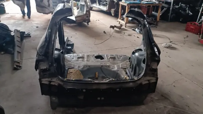 Lateral traseira , caixa ar , painel traseiro Fiat argo 2018 