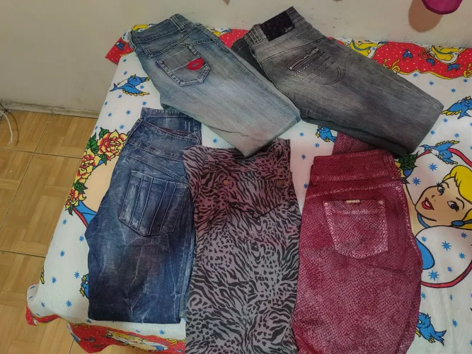 Vendo lote de calças
