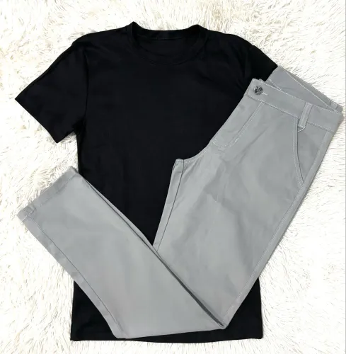 Kit Camisa Canelada e Calça Sarja