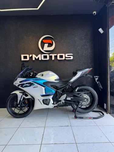 YAMAHA R3- conect- 2026 - 800KM