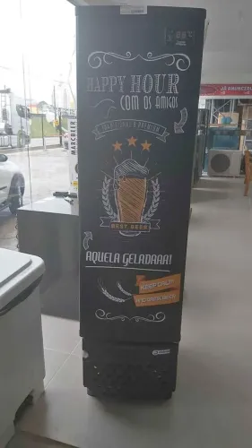 Cervejeira porta sólida adesivada 454L imbera - Marcos