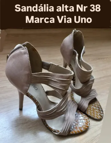 Sandália Nr 38 Via Uno Salto Alto 11 cm Couro Amêndoa Nude Bege feminino calçado sapato