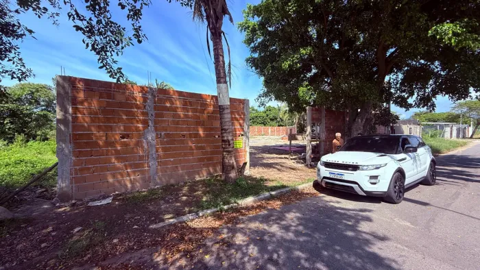 Terreno de 1000 metros  20x50 a 300 metros da praia das Palmeiras 