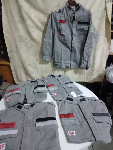 Jaqueta/ camisa  manga longa 