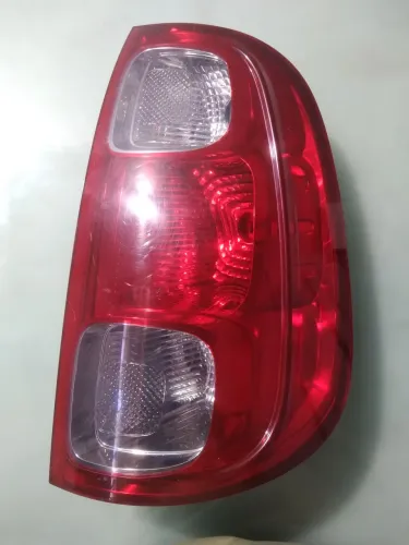 Lanterna Traseira Fiat uno vivace fume original