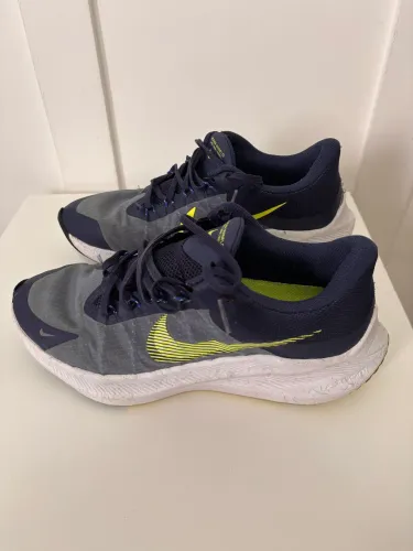 Tênis Nike
