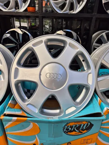 Jogo de rodas BRW Audi avant aro 17 4x100 novas