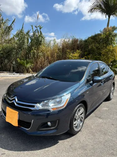 Citroen C4 Lounge Exclusive 1.6 Turbo 4P Aut. 2014