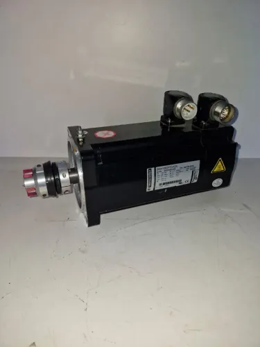 Servo motor