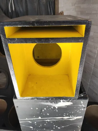 Caixa para médio grave 8pol(pintura automotiva)