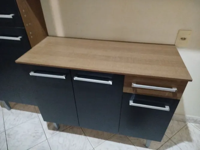 ARMÁRIO DE COZINHA 