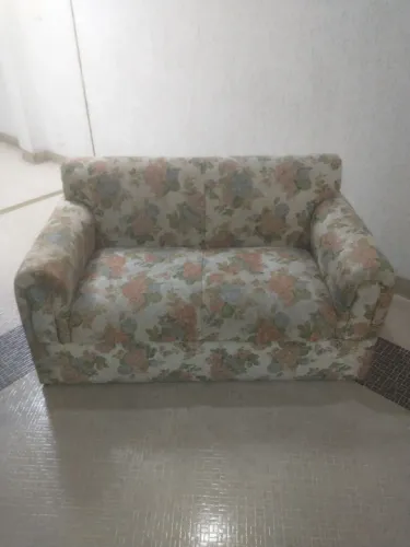 Sofá Floral 2 Lugares