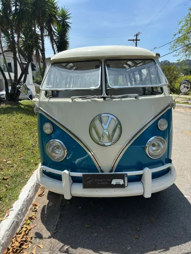 Volkswagen Kombi Standard/ Luxo/ Serie Prata 1971