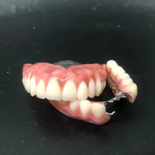 Prótese dentárias a partir de 200 reais 