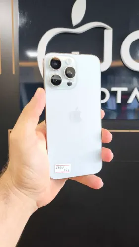 **iPhone 15 pro Max 256gb / Seminovo