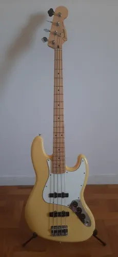 Baixo Fender Player Series Jazz Bass
