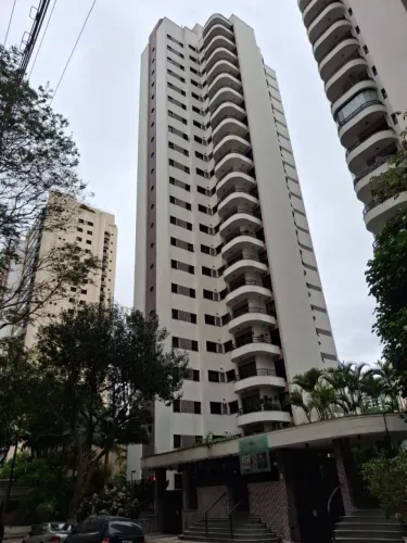 Anália Franco AP. 128m². À.Ùtil excelente localização próximo de tudo!