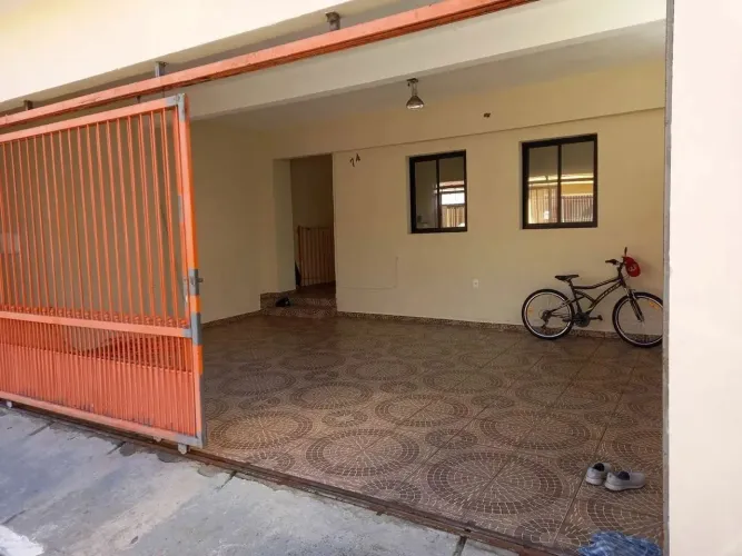 Casa em Rua dos Ipês - Chácara Canta Galo - Cotia/SP