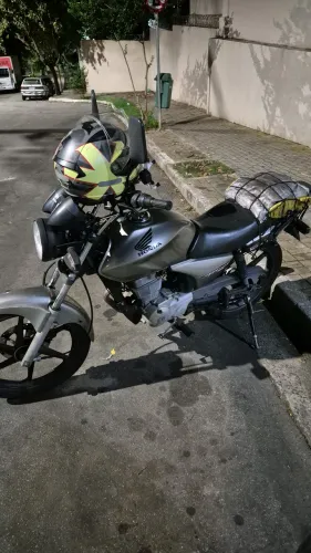 Vendo ou troco por outra moto de maior valor até 13000