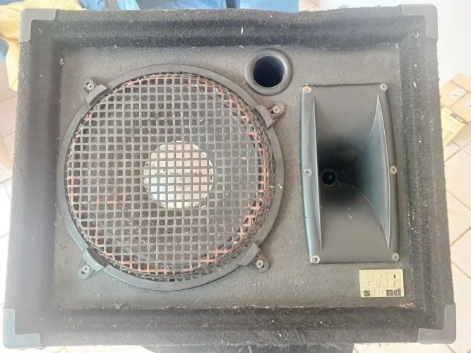 Caixa de Som / Retorno de Palco