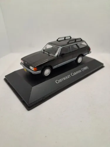 Miniatura Chevrolet Caravan Diplomata 1989 - Escala 1/43
