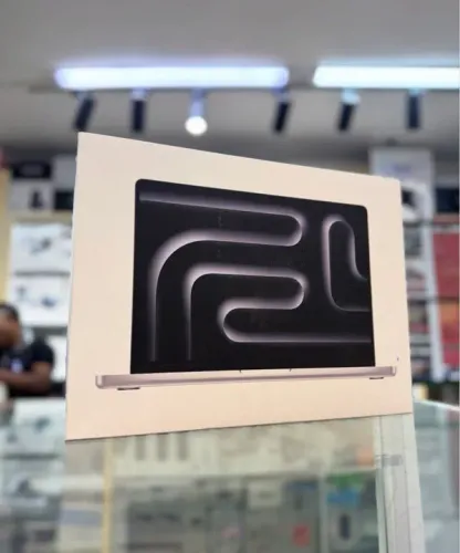 MACBOOK | 36GB | 1TB SSD | M4 MAX