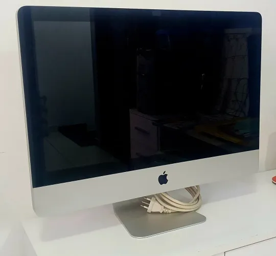 Apple iMac 21.5 polegadas