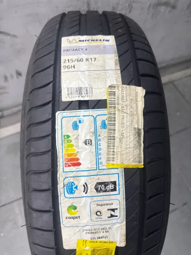 Pneu Michelin Primacy 4 215/60 R17 96H