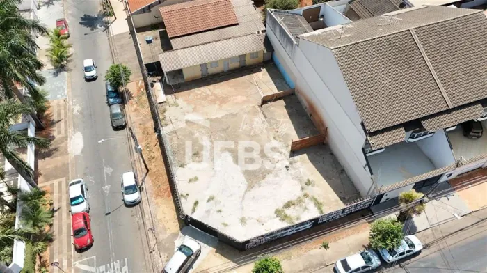 Terreno comercial/residencial à venda no Jardim América