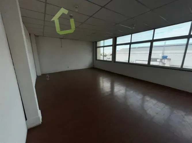 ALUGUEL - Sala Comercial com 250,00 m² - Nova Iguaçu