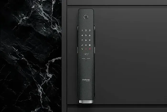 FECHADURA INTELIGENTE PUSH&PULL DE EMBUTIR - MFR 6300 PRETA