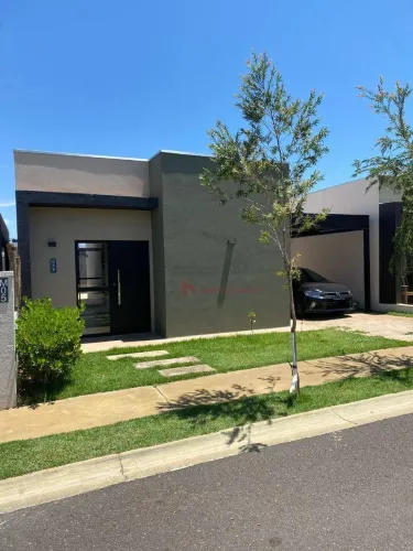 Casa com 3 Quartos para alugar, 120 m² por R$ 3.013/mês - Condomínio Fenhouse - São José d