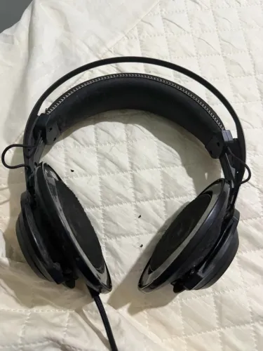 Fone de ouvido Hyper X Revolver S