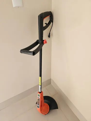 Aparador de Grama Tramontina AP1000T 1000W
