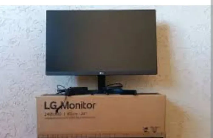 Monitor LG 24 Pol painel IPS FULL HD 60HZ novíssimo