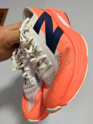 Tênis New Balance Rebel V4 TAM 41 (bom para quem Calça 39 ou 40)