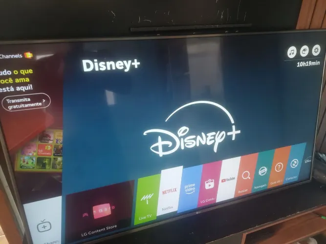 TV 55 4K LG SMART ULTRAHD HDR WI-FI IMPECÁVEL FUNCIONANDO CERTINHO SEM DETALHES 