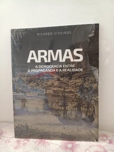 Livro Armas Ricardo Viveiros