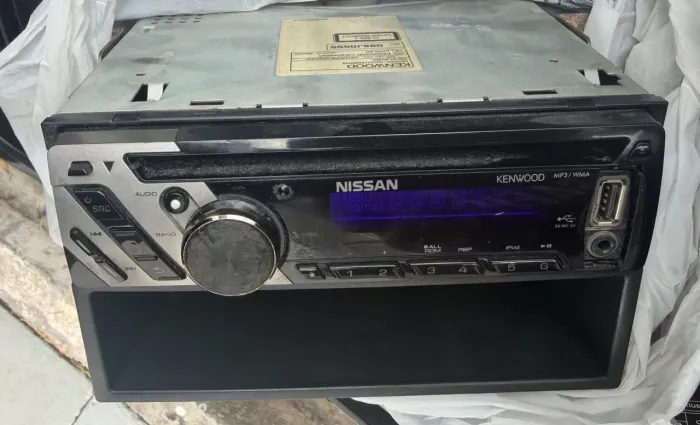 Rádio Som USB Kenwood R$70,00