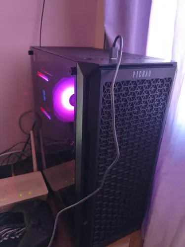 Vendo Pc gamer recém montado tudo novo faz um mês