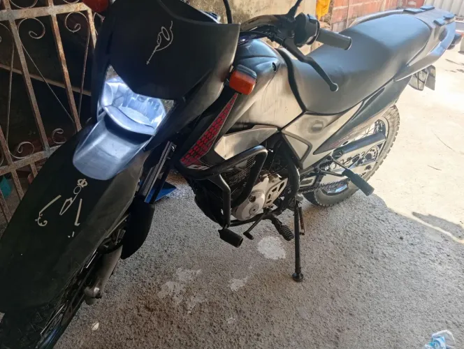 Vendo moto Bros 2009
