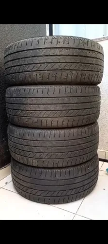 Pneus Goodyear aro 17 pra vender ligeiro cuida